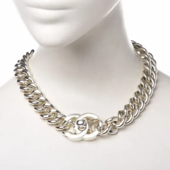 Sold AUTHENTIC Chanel silver tone large chunky CC Turnlock jumbo choker - Picture 6 of 7